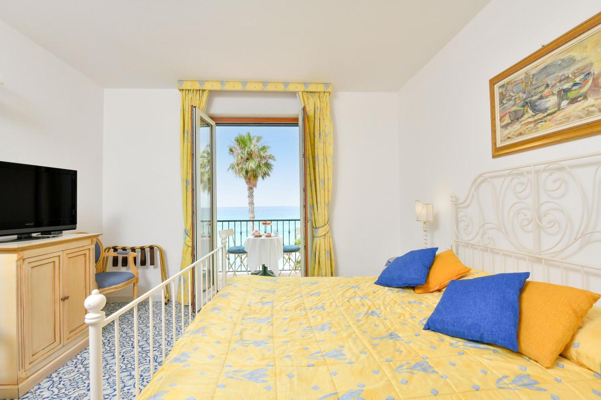 Hotel Villa Sirio Santa Maria di Castellabate Exterior photo