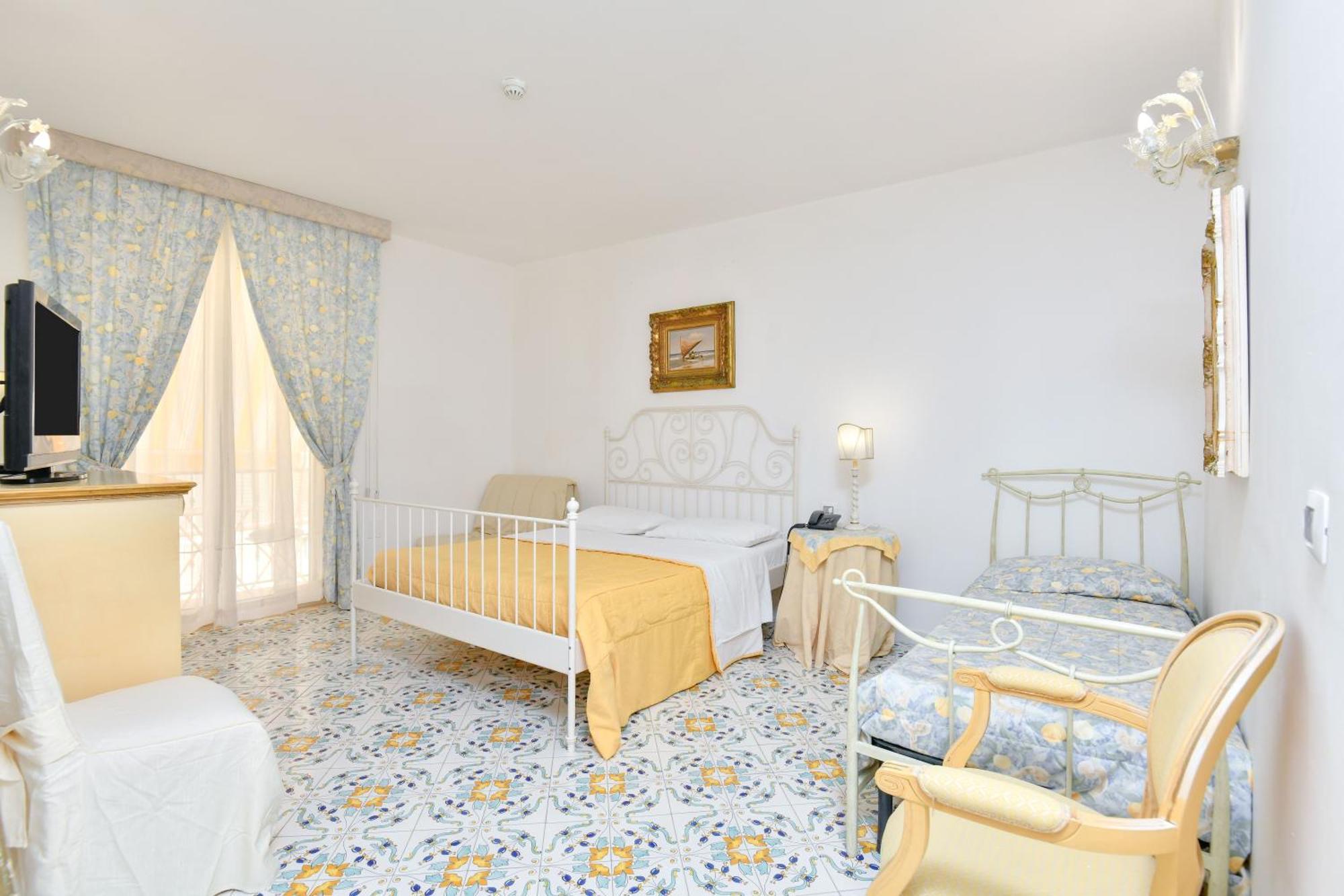 Hotel Villa Sirio Santa Maria di Castellabate Exterior photo